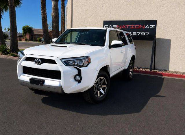 2019 Toyota 4Runner SR5 4WD photo