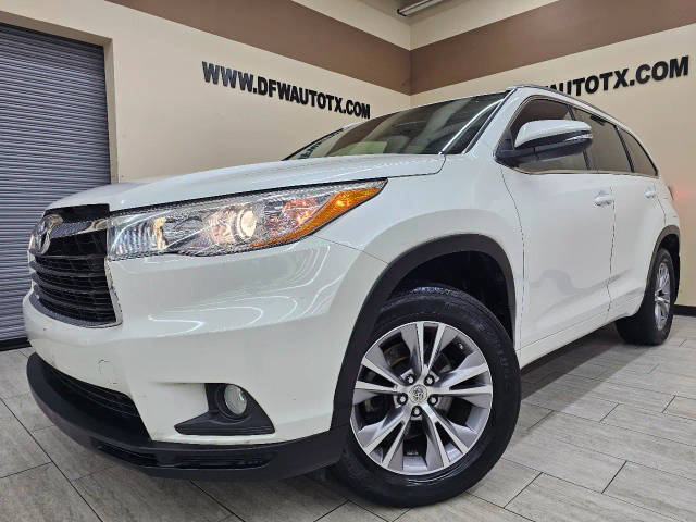 2015 Toyota Highlander XLE AWD photo