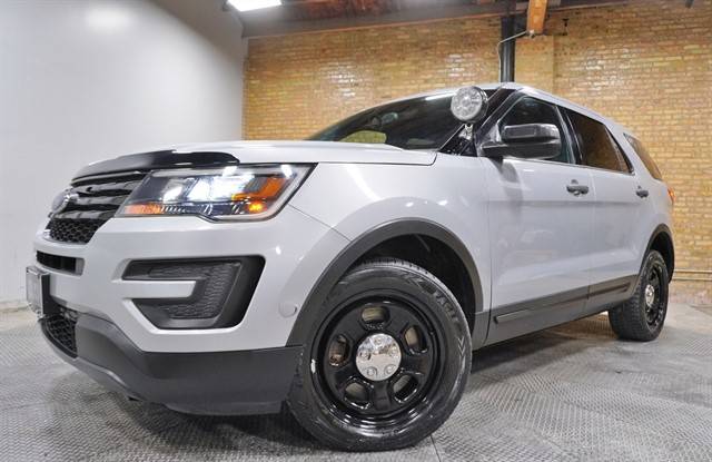 2017 Ford Explorer  AWD photo