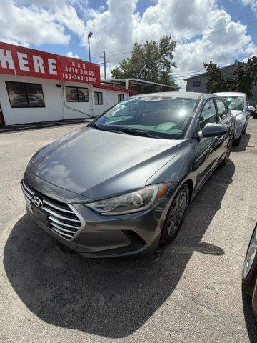 2018 Hyundai Elantra SEL FWD photo