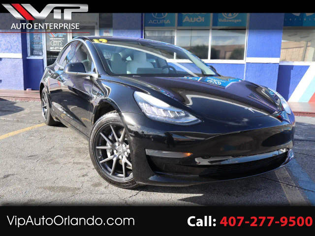 2019 Tesla Model 3 Mid Range RWD photo