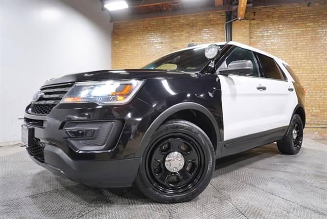 2019 Ford Explorer  AWD photo