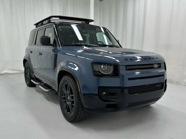 2023 Land Rover Defender 110 X-Dynamic SE AWD photo