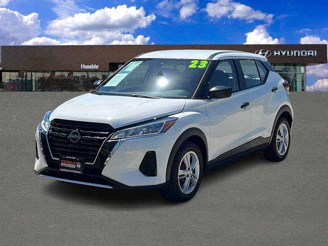 2023 Nissan Kicks S FWD photo