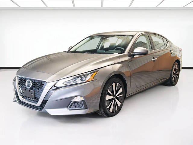 2022 Nissan Altima 2.5 SV FWD photo