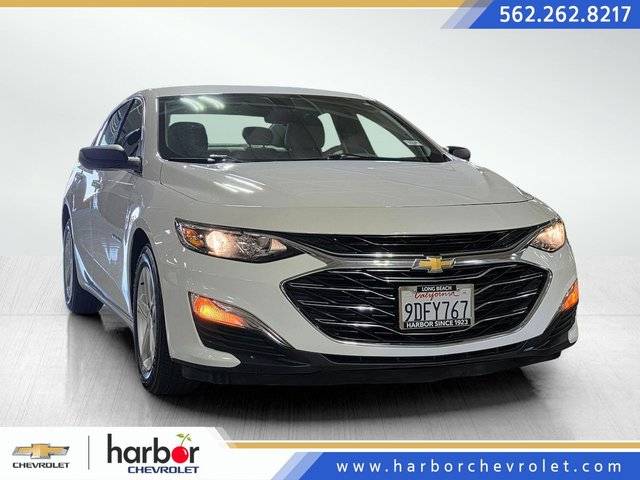 2022 Chevrolet Malibu LS FWD photo