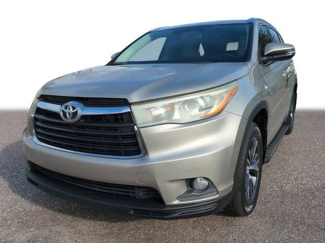 2016 Toyota Highlander XLE FWD photo