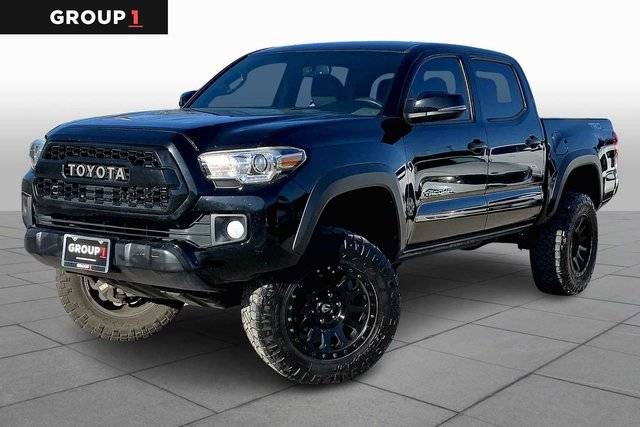 2017 Toyota Tacoma TRD Off Road 4WD photo