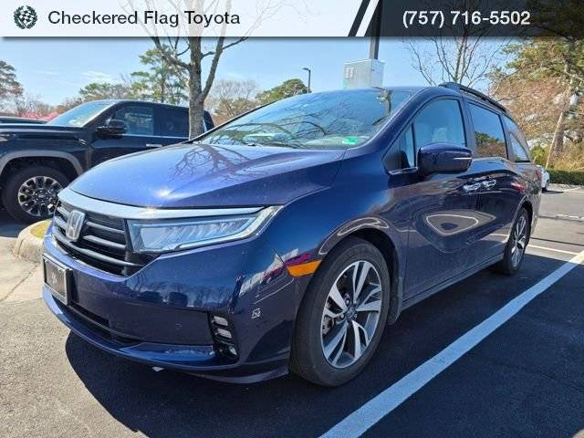 2023 Honda Odyssey Touring FWD photo
