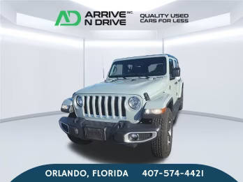 2023 Jeep Wrangler Unlimited Sahara 4WD photo