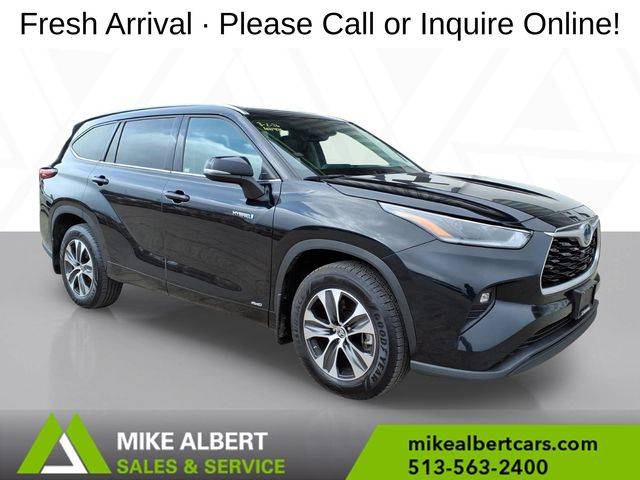 2021 Toyota Highlander Hybrid XLE AWD photo
