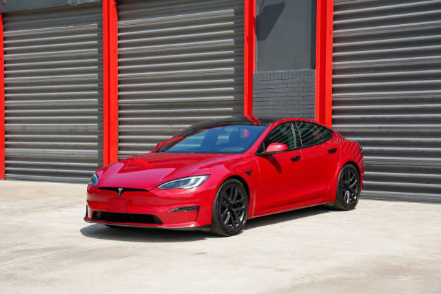 2022 Tesla Model S  AWD photo