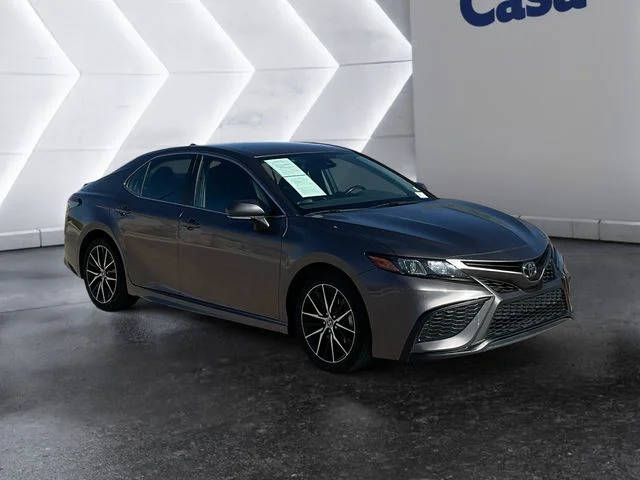 2023 Toyota Camry SE FWD photo