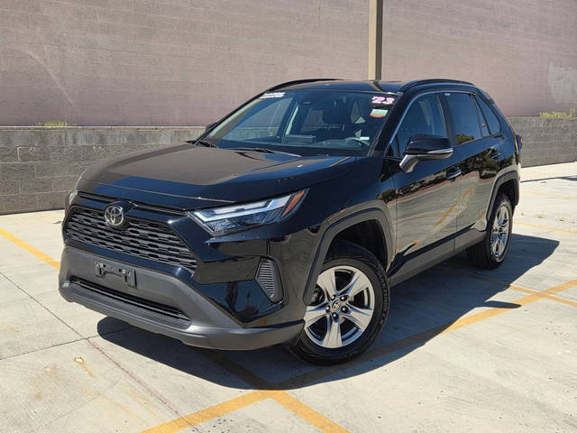 2023 Toyota RAV4 XLE FWD photo