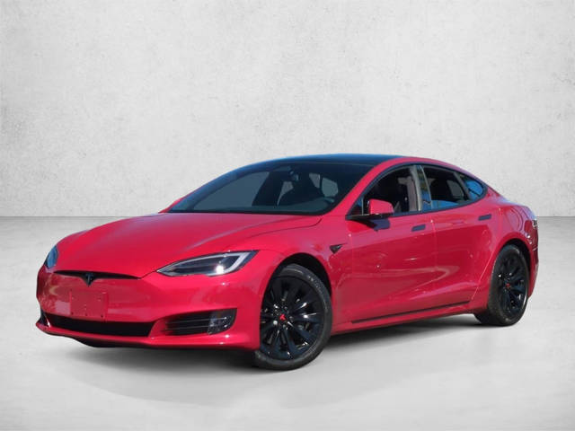 2020 Tesla Model S  AWD photo