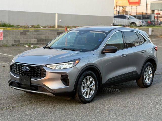 2023 Ford Escape Active FWD photo
