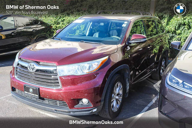 2015 Toyota Highlander XLE AWD photo