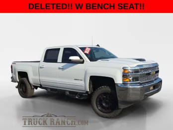 2019 Chevrolet Silverado 2500HD LT 4WD photo