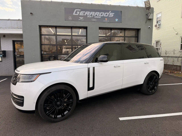 2023 Land Rover Range Rover SE AWD photo