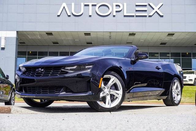 2023 Chevrolet Camaro LT1 RWD photo