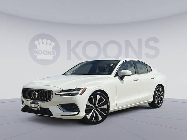 2023 Volvo S60 Ultimate Bright Theme AWD photo