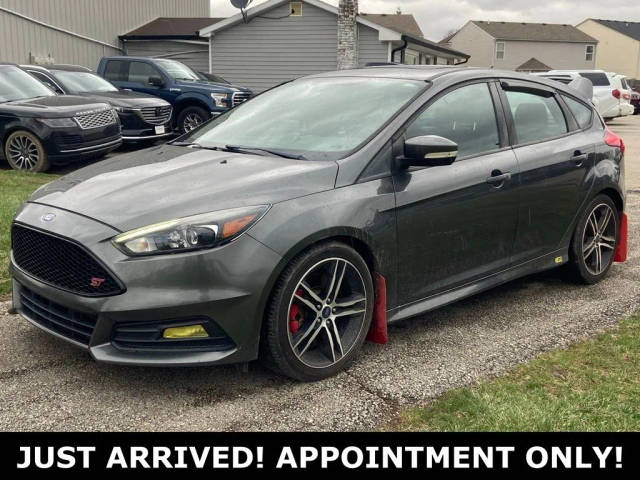 2018 Ford Focus ST FWD photo