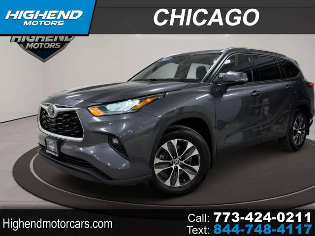 2021 Toyota Highlander XLE AWD photo