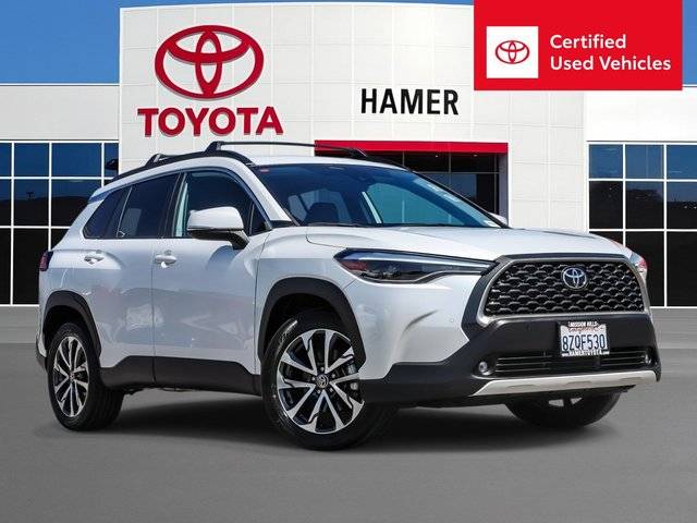 2022 Toyota Corolla Cross XLE AWD photo