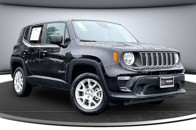 2023 Jeep Renegade Latitude 4WD photo