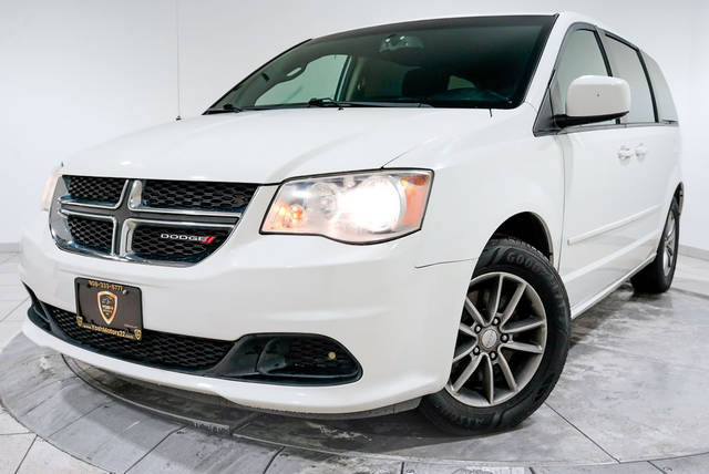2016 Dodge Grand Caravan SE Plus FWD photo
