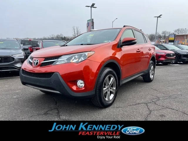 2015 Toyota RAV4 XLE AWD photo