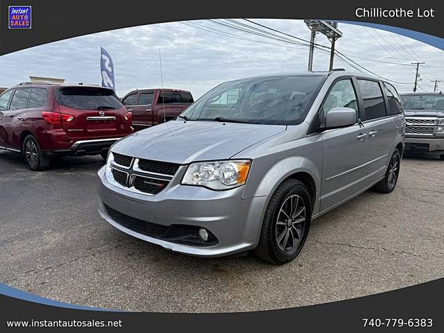 2017 Dodge Grand Caravan SXT FWD photo