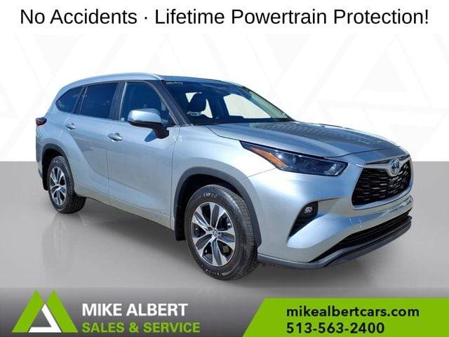 2023 Toyota Highlander Hybrid XLE AWD photo