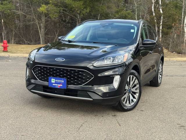 2022 Ford Escape Titanium Hybrid AWD photo