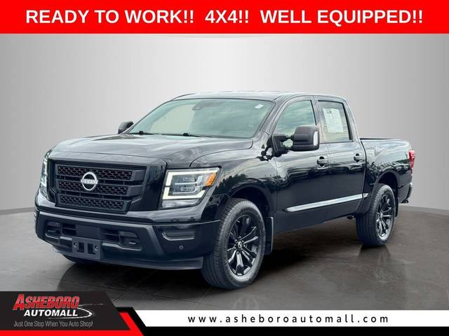 2023 Nissan Titan SV 4WD photo