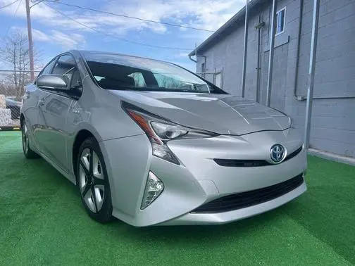 2016 Toyota Prius Four Touring FWD photo