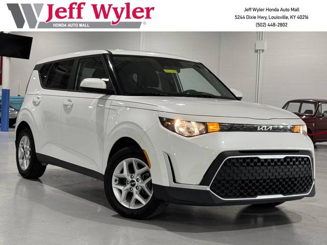 2023 Kia Soul LX FWD photo