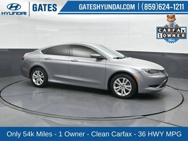 2016 Chrysler 200 Limited FWD photo