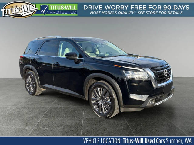 2022 Nissan Pathfinder SL 4WD photo