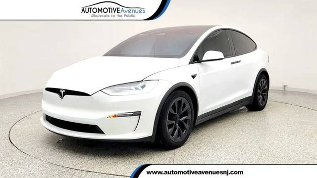 2022 Tesla Model X AWD photo