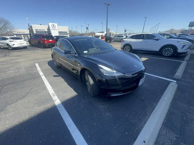 2020 Tesla Model 3 Long Range AWD photo