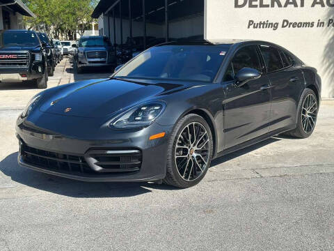 2021 Porsche Panamera  RWD photo