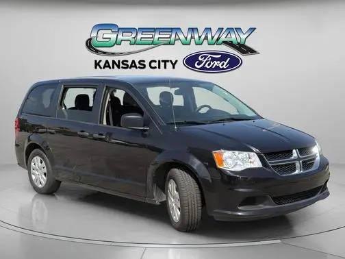2019 Dodge Grand Caravan SE FWD photo