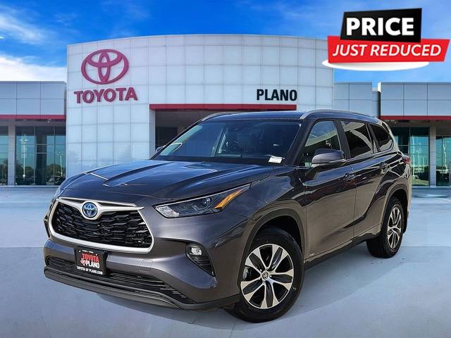 2023 Toyota Highlander Hybrid XLE AWD photo