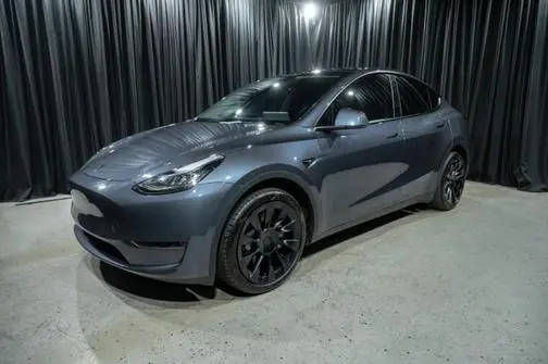 2023 Tesla Model Y Long Range AWD photo