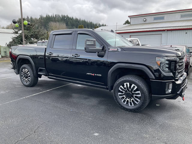 2023 GMC Sierra 3500HD AT4 4WD photo