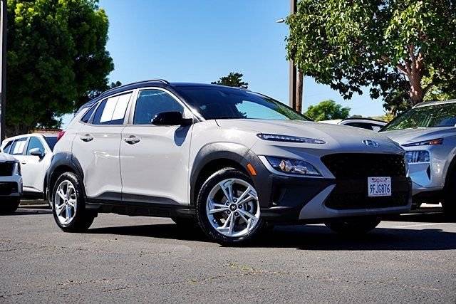 2023 Hyundai Kona SEL FWD photo