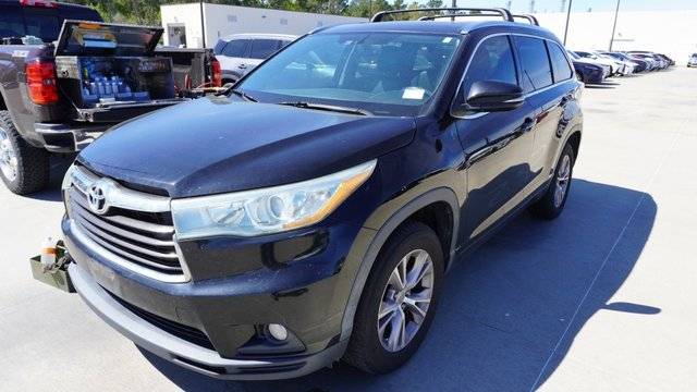 2015 Toyota Highlander XLE FWD photo