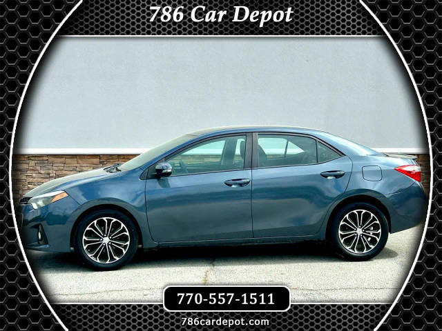 2015 Toyota Corolla  FWD photo