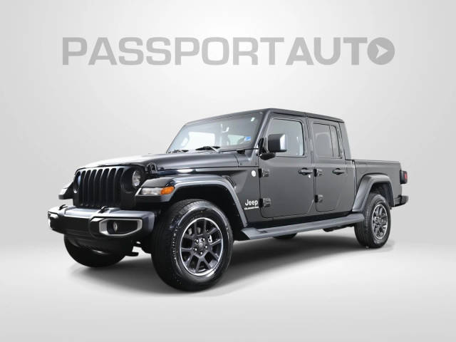 2022 Jeep Gladiator Overland 4WD photo